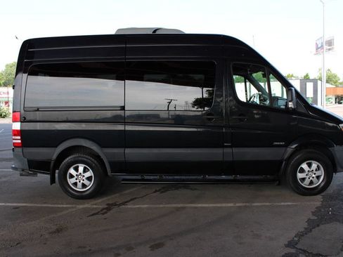Used 2014 Mercedes-Benz Sprinter 2500 image 5