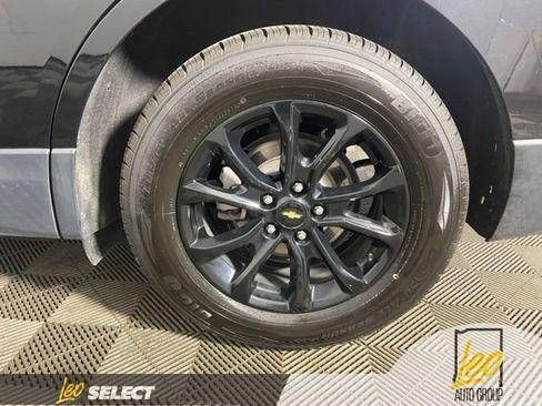 Used 2018 Chevrolet Equinox LT FWD image 24