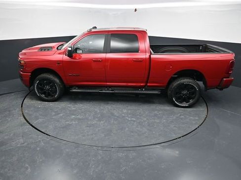 New 2026 RAM 2500 Laramie AWD/4WD image 39