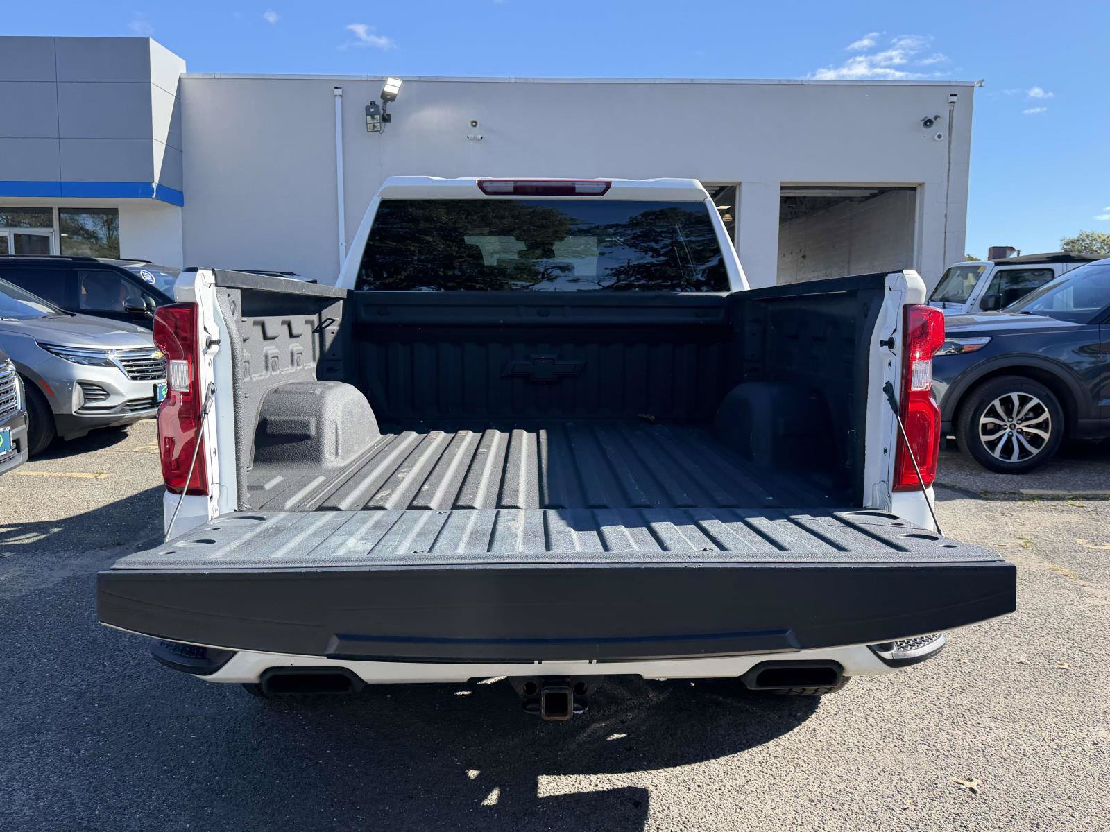 Used 2023 Chevrolet Silverado 1500 RST w/ Rally Edition AWD/4WD image 10