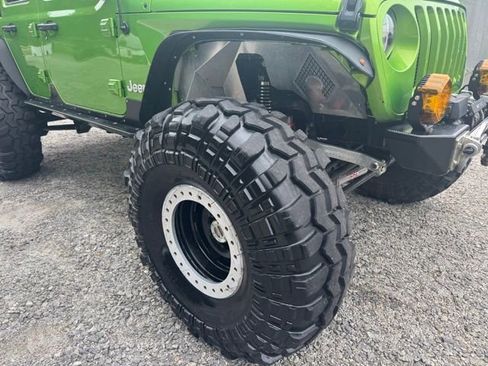 Used 2019 Jeep Wrangler Unlimited Sport image 11