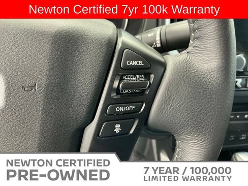 Used 2025 Nissan Frontier SV w/ SV Convenience Package RWD image 30