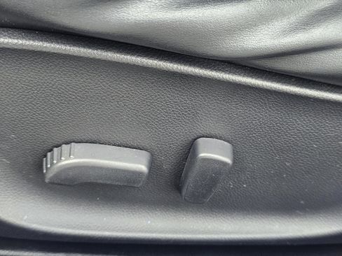 Used 2015 INFINITI Q60 AWD Coupe image 23