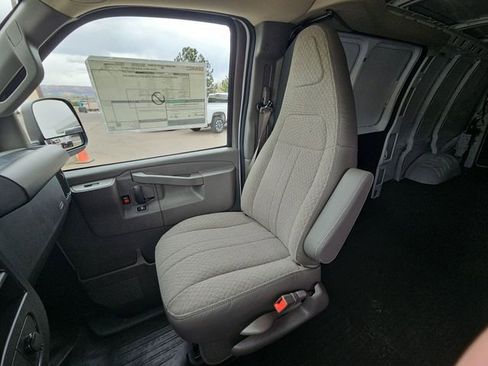 New 2026 GMC Savana 3500 Extended w/ Driver Convenience Package RWD image 16