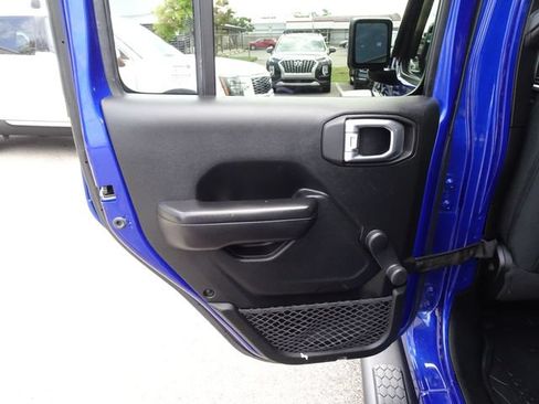 Used 2020 Jeep Wrangler Unlimited Sport AWD/4WD image 13