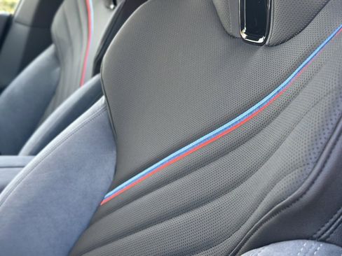 New 2026 BMW iX xDrive60 w/ M Sport Package image 19