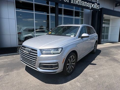 Used 2018 Audi Q7 3.0T Prestige AWD/4WD image 2