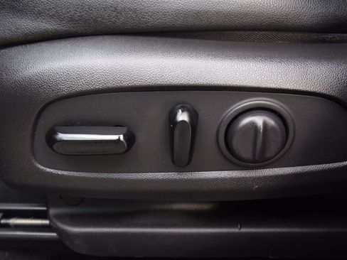 Used 2020 Buick Encore GX Select w/ Sport Touring Package image 27