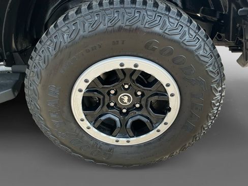 Used 2023 Ford Bronco Big Bend w/ Sasquatch Package AWD/4WD image 14
