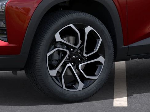 New 2026 Chevrolet Trax RS w/ Sunroof Package FWD image 9