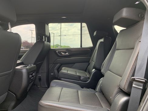 Used 2023 Chevrolet Tahoe High Country w/ Premium Package 2 AWD/4WD image 32