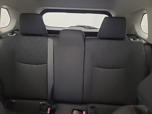 Used 2024 Toyota Corolla Cross LE image 27