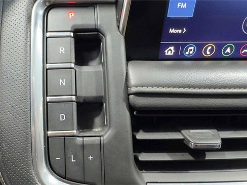 Used 2021 GMC Yukon SLT w/ SLT Luxury Plus Package image 29