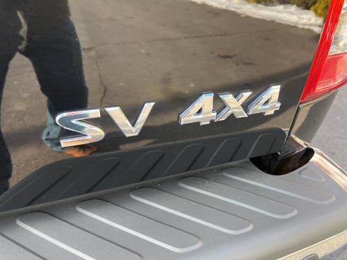 Used 2017 Nissan Frontier SV w/ SV Value Truck Package image 9