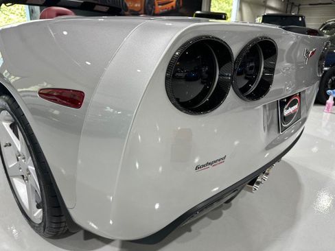 Used 2006 Chevrolet Corvette Convertible w/ Preferred Equipment Group RWD image 42