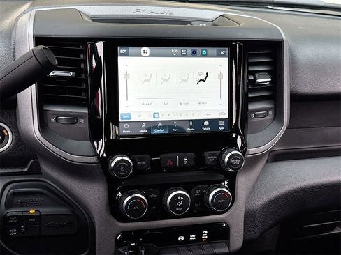 Used 2024 RAM 3500 Tradesman w/ Chrome Appearance Group image 20