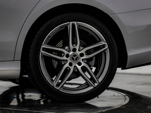 Used 2020 Mercedes-Benz E 350 4MATIC Sedan w/ Parking Assistance Package image 88