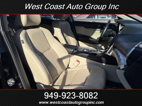 Used 2020 Nissan Maxima 3.5 SV w/ Floor Mat Group image 8