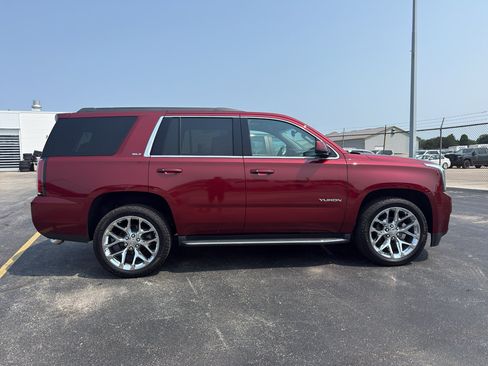 Certified 2016 GMC Yukon SLT w/ Open Road Package AWD/4WD image 4
