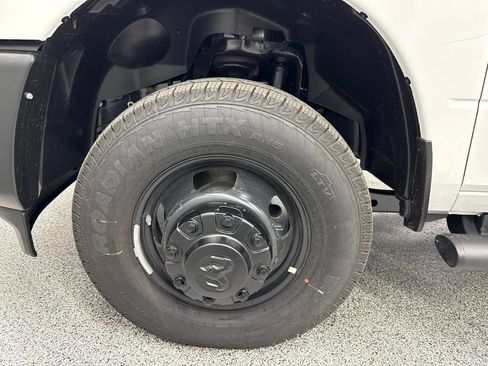 New 2026 RAM 3500 Tradesman AWD/4WD image 10