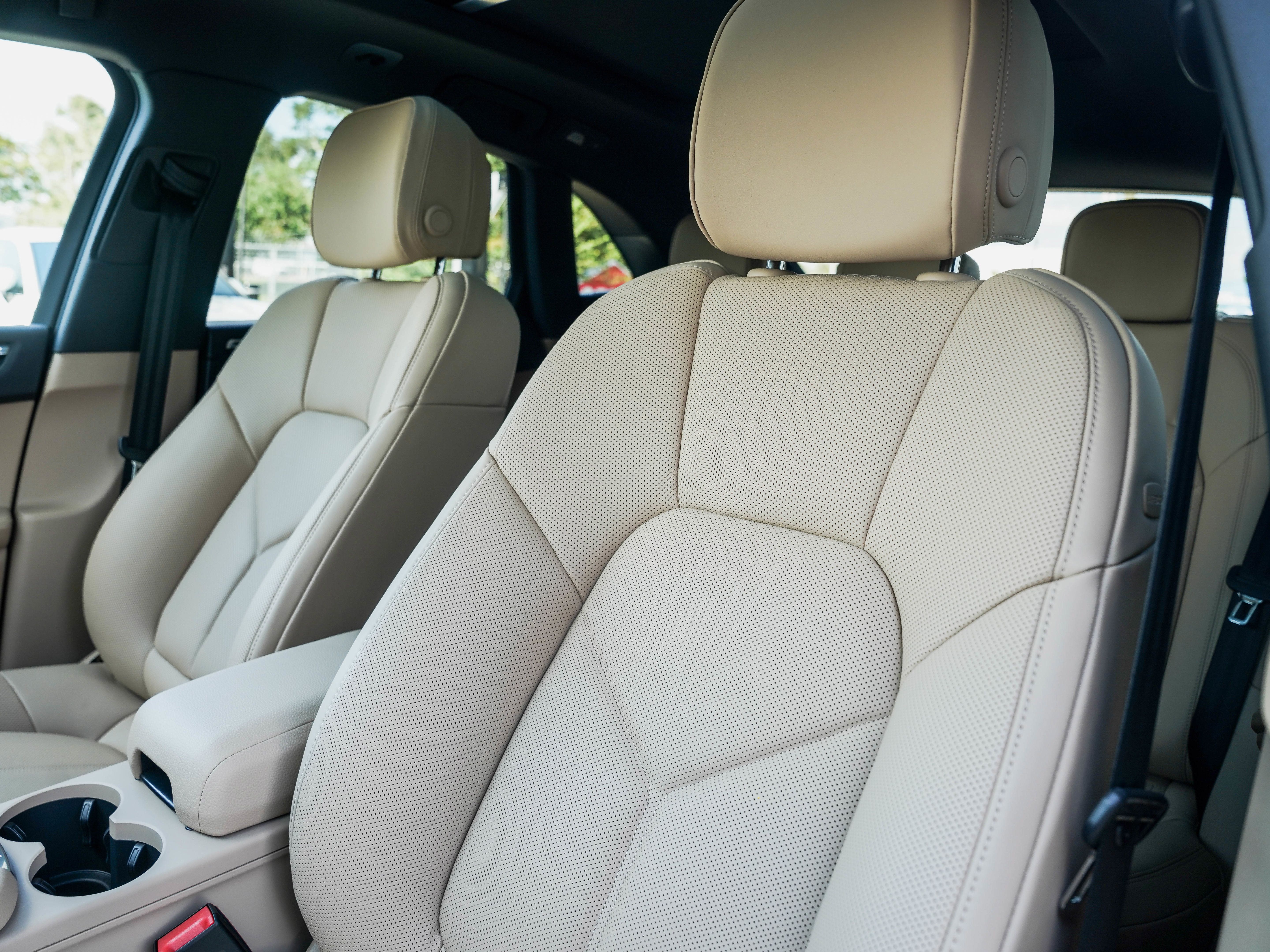 Certified 2026 Porsche Macan S AWD/4WD image 5