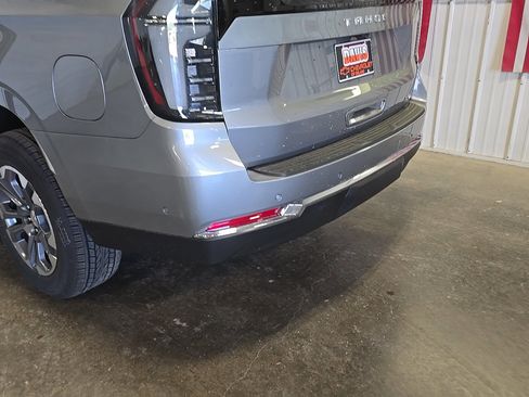New 2026 Chevrolet Tahoe LT w/ Comfort Package AWD/4WD image 7