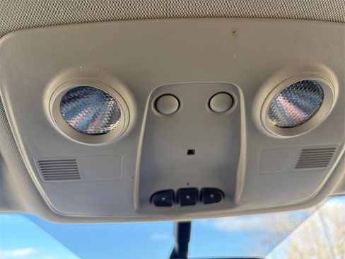 Used 2017 Buick Enclave Convenience image 39