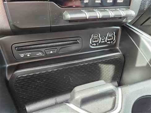 Used 2019 RAM 1500 Big Horn image 23