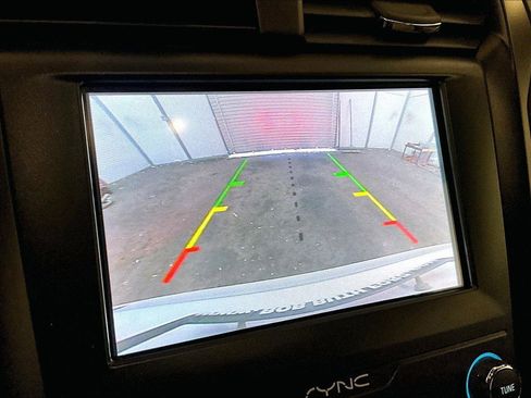 Used 2020 Ford Fusion SE w/ Equipment Group 151A image 20