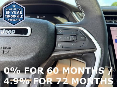 New 2025 Jeep Grand Cherokee L Limited w/ Black Appearance Package image 23