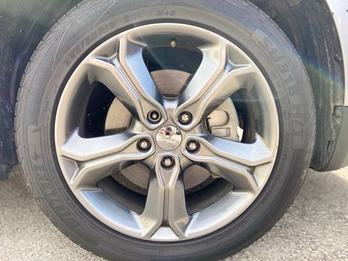 Used 2017 Dodge Journey Crossroad FWD image 12