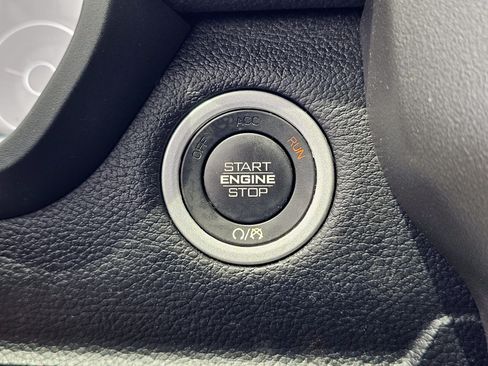 Used 2022 RAM 1500 Laramie w/ Sport Appearance Package AWD/4WD image 24
