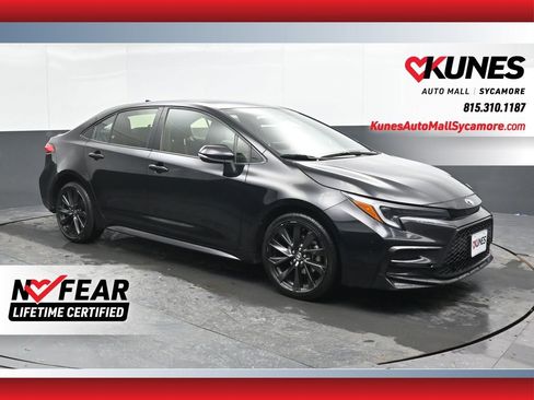 Used 2024 Toyota Corolla SE image 1