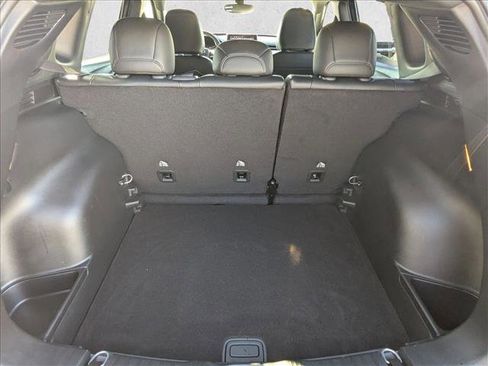 Used 2024 Jeep Compass Latitude image 6