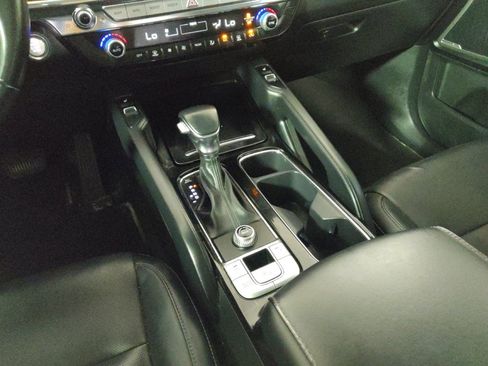 Used 2022 Kia Telluride S FWD image 26
