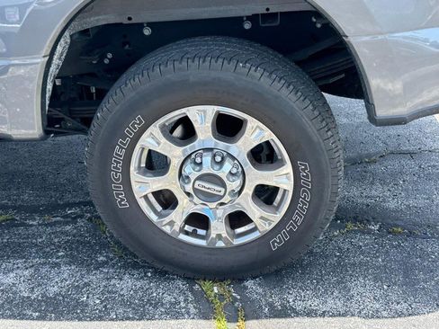 Used 2022 Ford F250 Lariat w/ Chrome Package AWD/4WD image 7