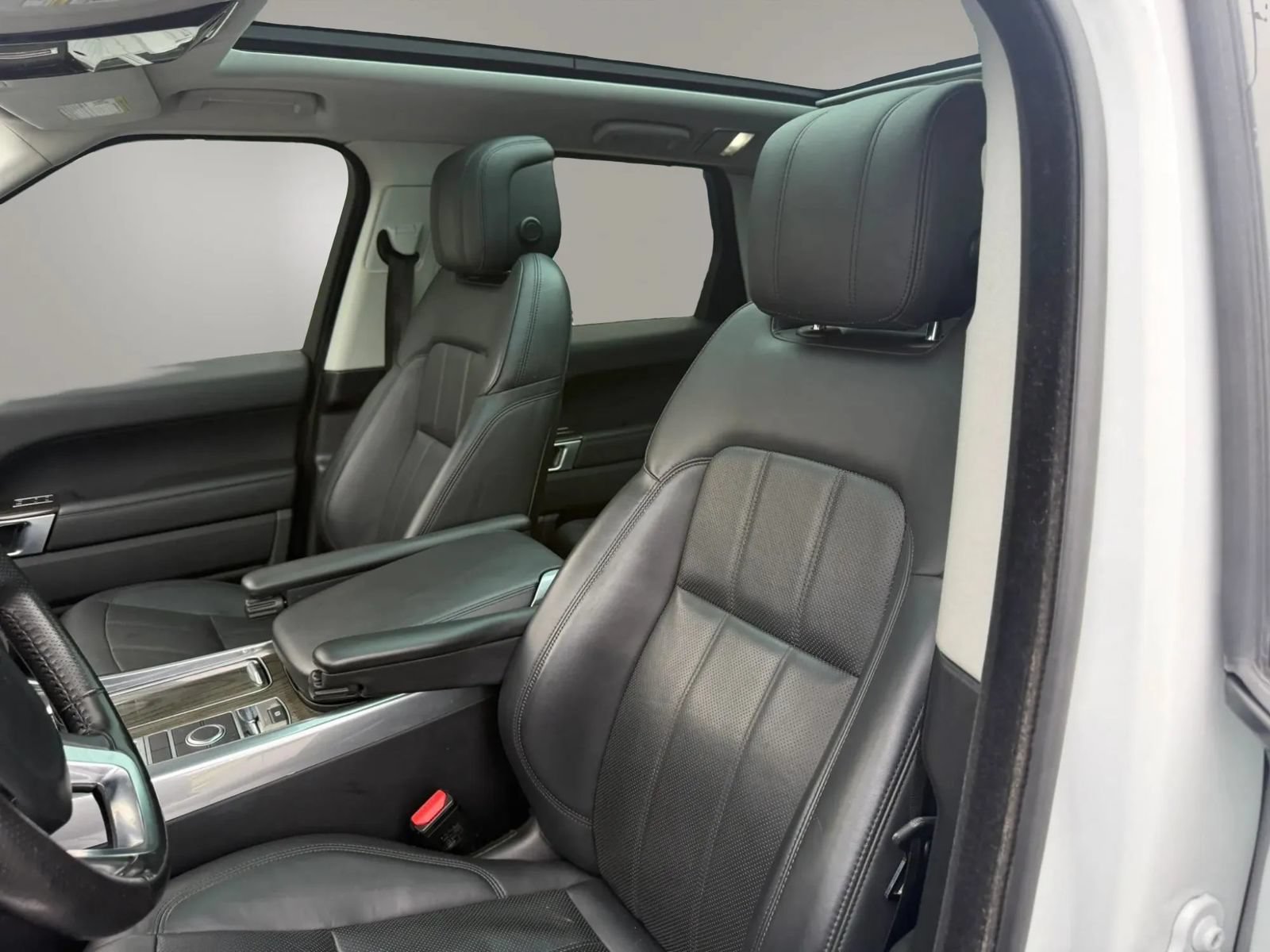 Used 2019 Land Rover Range Rover Sport HSE AWD/4WD image 15