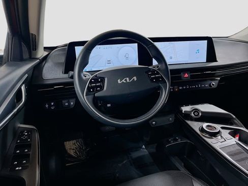 Certified 2023 Kia EV6 Wind image 23