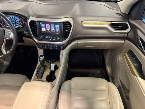 Used 2018 GMC Acadia Denali w/ Technology Package AWD/4WD image 21