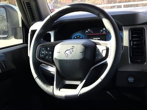 New 2025 Ford Bronco Outer Banks image 14