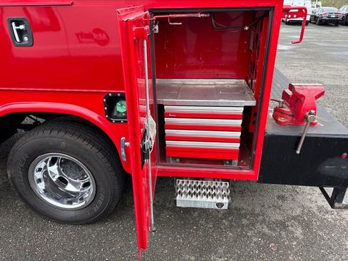 Used 2021 RAM 3500 Tradesman w/ Chrome Appearance Group image 34