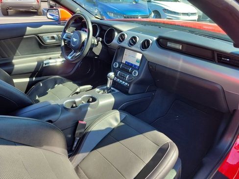 Used 2021 Ford Mustang GT Premium image 4
