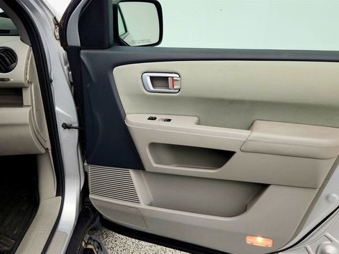 Used 2015 Honda Pilot LX image 26