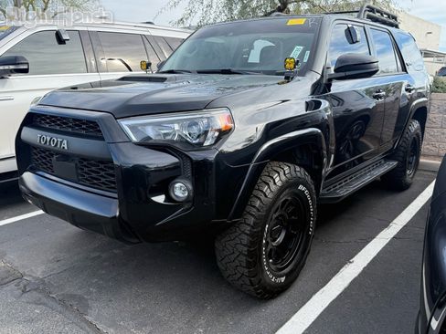 Used 2022 Toyota 4Runner TRD Pro image 2