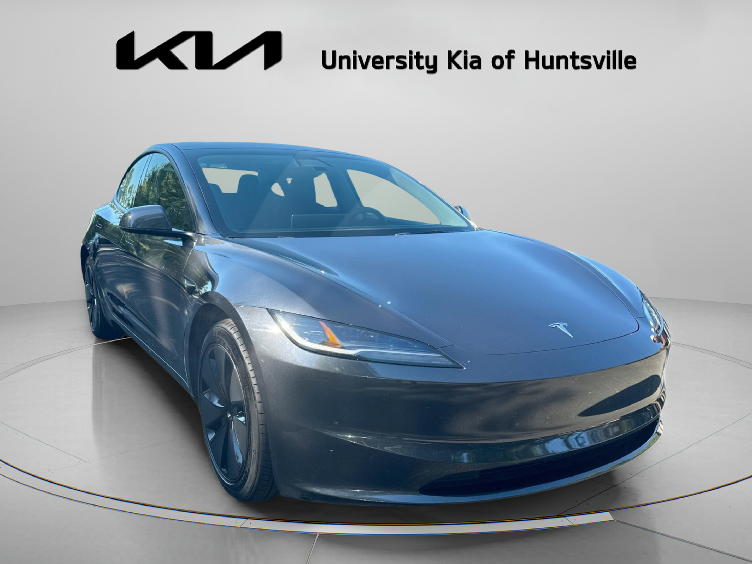 Used 2025 Tesla Model 3 Long Range RWD image 2