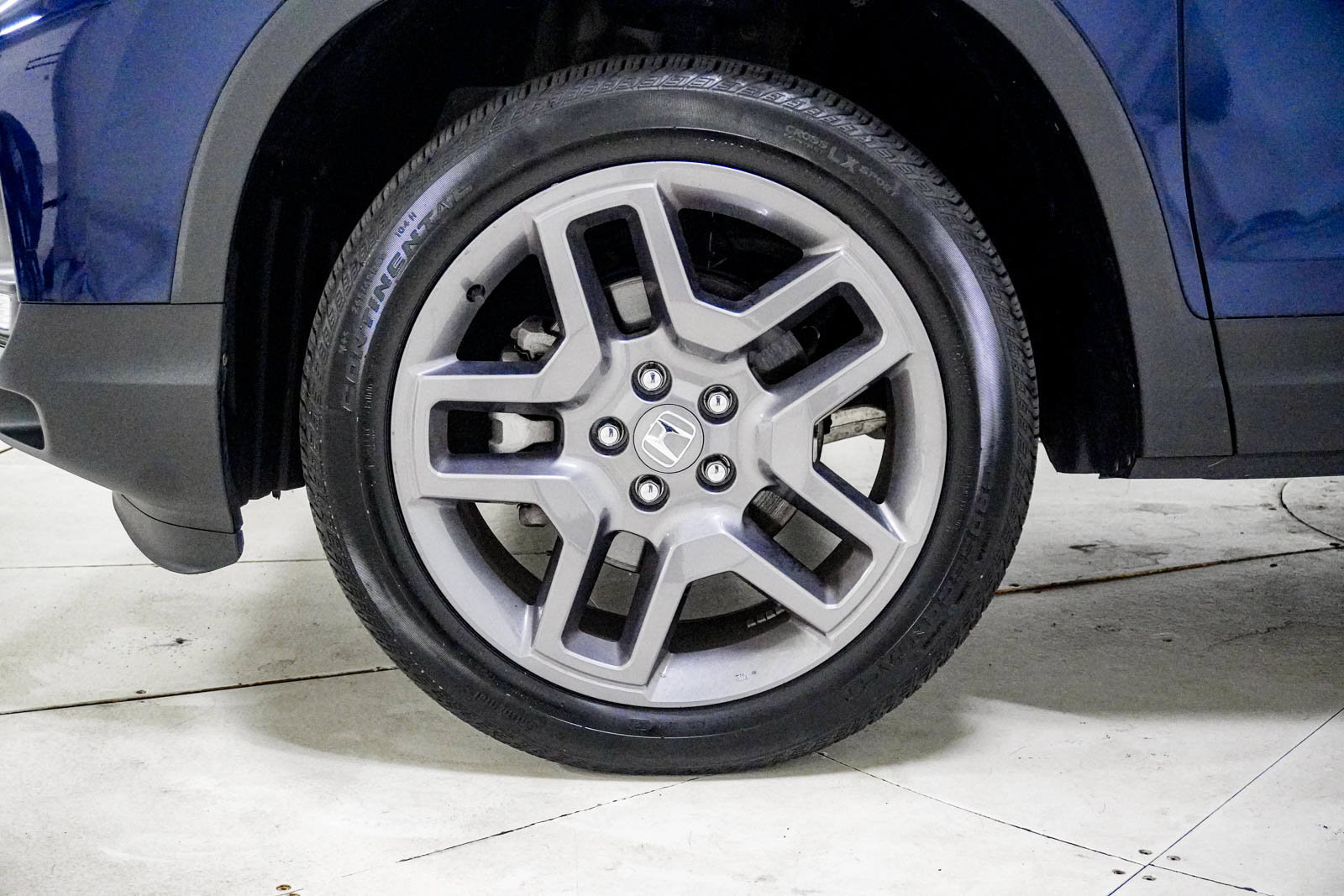 Used 2023 Honda Passport EX-L image 16
