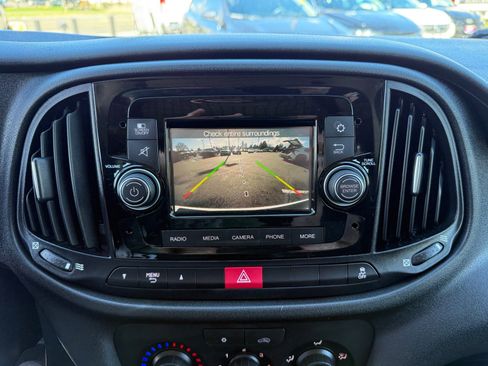 Used 2022 RAM ProMaster City Tradesman image 22