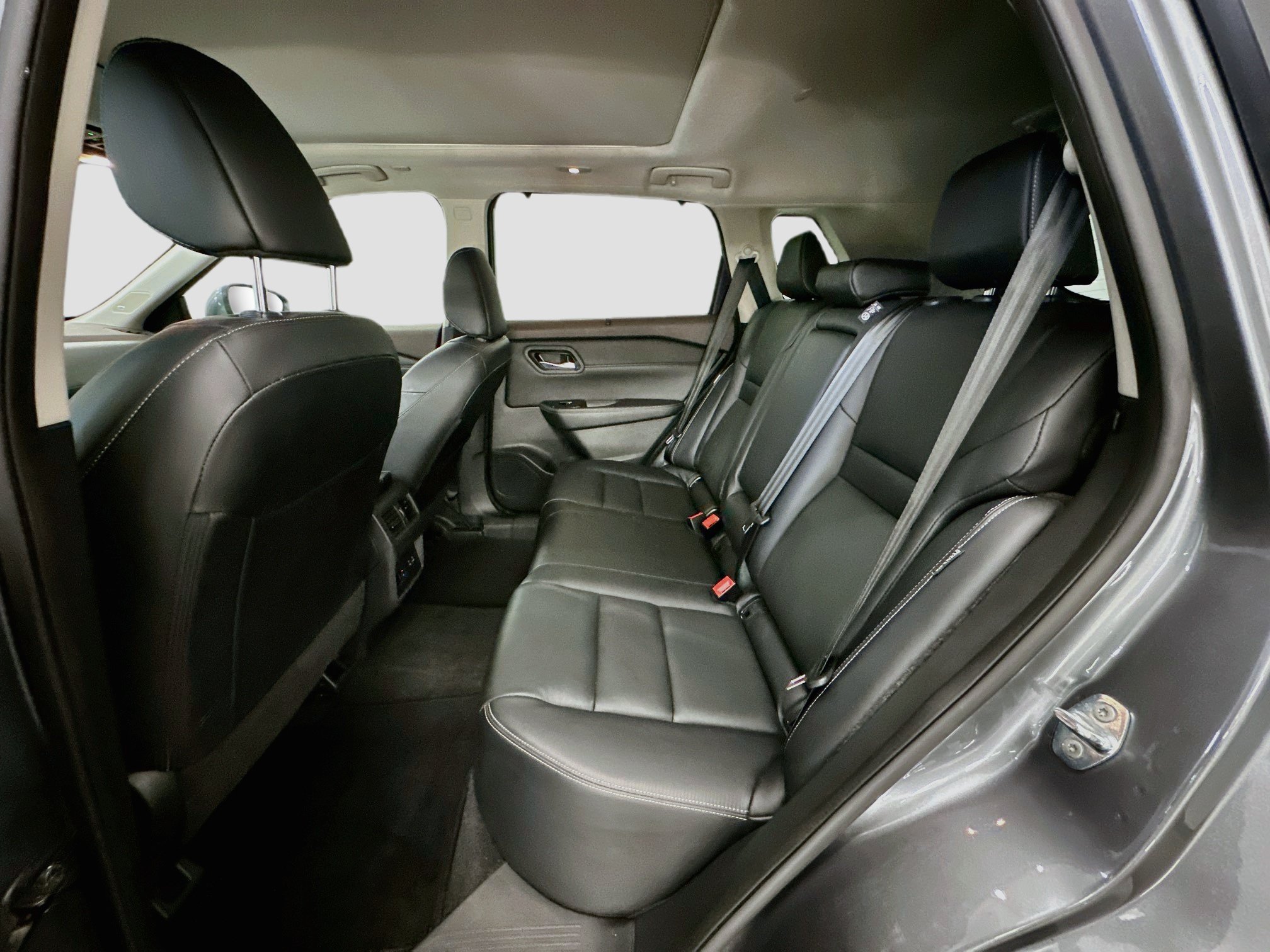 Used 2023 Nissan Rogue SL w/ SL Premium Package AWD/4WD image 30