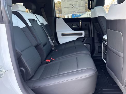 New 2025 GMC Hummer EV 3X image 71