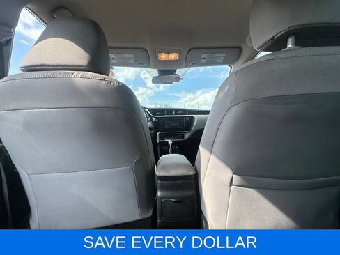Used 2017 Toyota Corolla LE FWD image 16